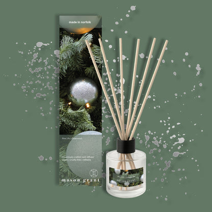 'Mason Grant' Pine, Fir and Cedarwood Reed Diffuser on green background
